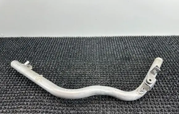 BMW 1 F20 F21 Engine coolant pipe/hose 7600594