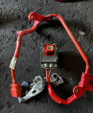 Toyota Corolla E210 E21 Positive cable (battery) braknumeruczci