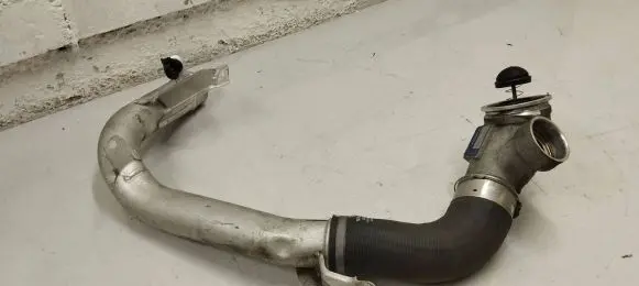 Volvo S90, V90 Intercooler hose/pipe 31370288 31657743 31431981