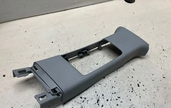 Honda Civic (B) pillar trim (top) 84111SMGE