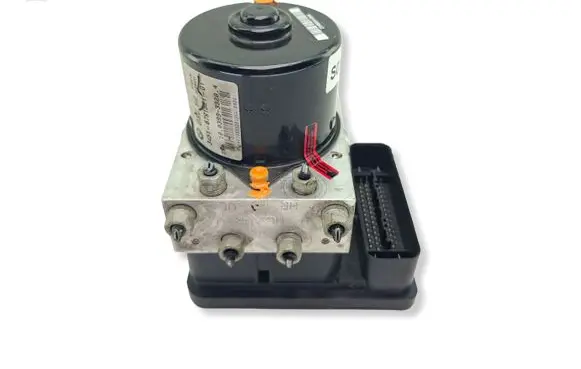 BMW 1 E81 E87 ABS Pump 6784764 34526784764 6791521
