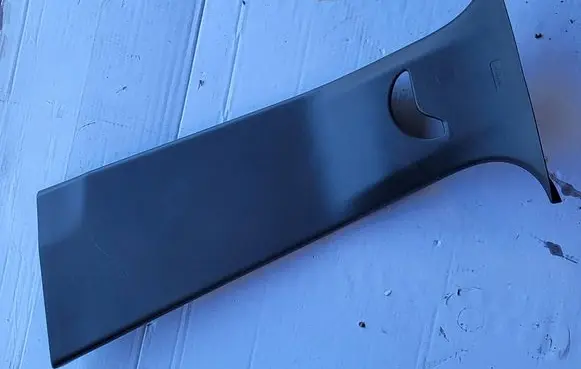 Opel Corsa F (B) pillar trim (top) 39196909