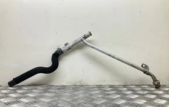 Engine coolant pipe/hose
