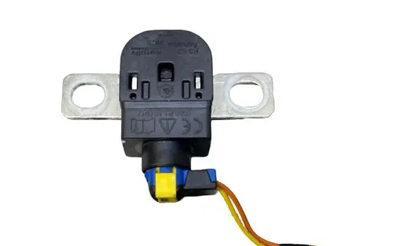Volvo XC90 Battery relay fuse 150302 0080P1100017
