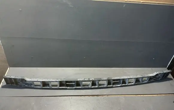 Volkswagen Golf Plus Rear bumper mounting bracket 5M0807863