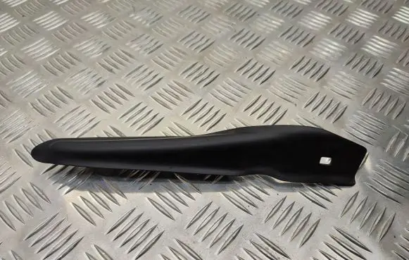 Toyota ProAce City Windshield trim 9819414280