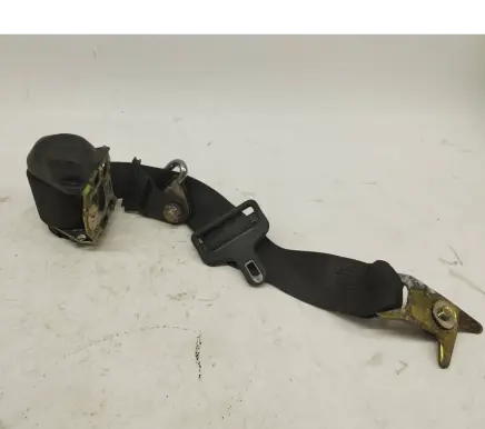 Mercedes-Benz 380 560SEC C126 Rear seatbelt 1268602286 1238680222 1238680230