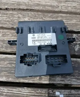 Audi A6 S6 C6 4F Comfort/convenience module 4f0907279