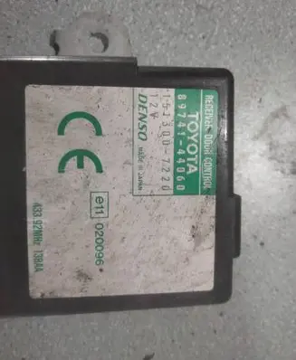 Toyota Avensis T250 Door control unit/module 8974144060 1513007220