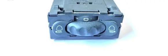 Renault Megane I Headlight level height control switch 7700841235