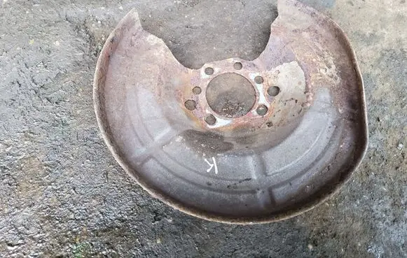 Opel Astra G Rear brake disc plate dust cover 