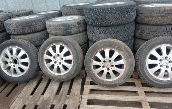 Mercedes-Benz C W203 R15 alloy rim 