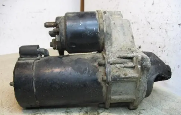 Opel Zafira B Starter motor 09115192 D6PA162