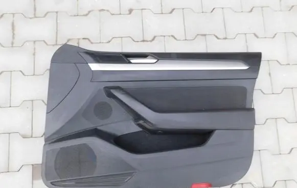 Volkswagen PASSAT B8 Front door card panel trim