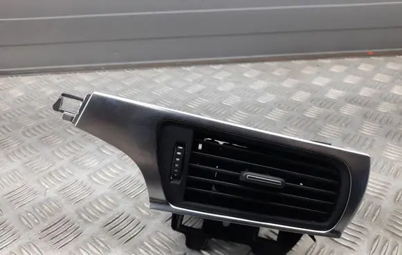 Audi A6 S6 C7 4G Dashboard side air vent grill/cover trim 4G1820901