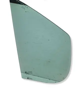 Nissan Primastar Front vent window/glass (coupe) 43R00049 DOT24AS2M25