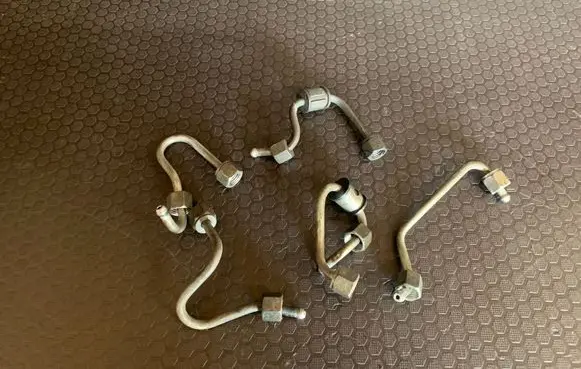 Ford Focus C-MAX Fuel injector supply line/pipe 