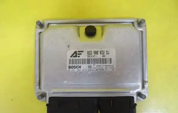 Ford Galaxy Engine control unit/module 0261208019 022906032DJ