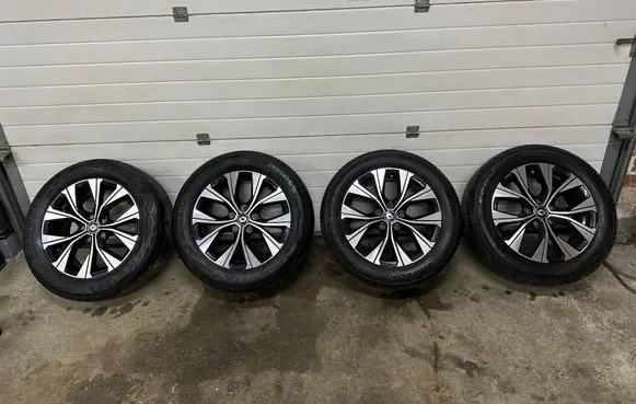 Renault Captur II R17 alloy rim 403001041R
