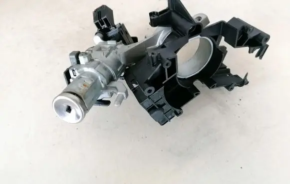 Opel Insignia A Ignition lock contact 20939745