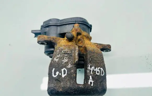 Rear brake caliper