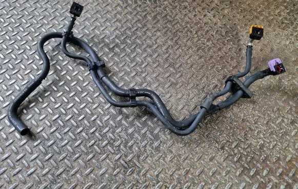 Mazda CX-5 II Fuel line pipe PYJ8