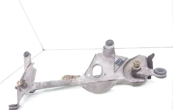 Toyota Previa (XR30, XR40) II Front wiper linkage 