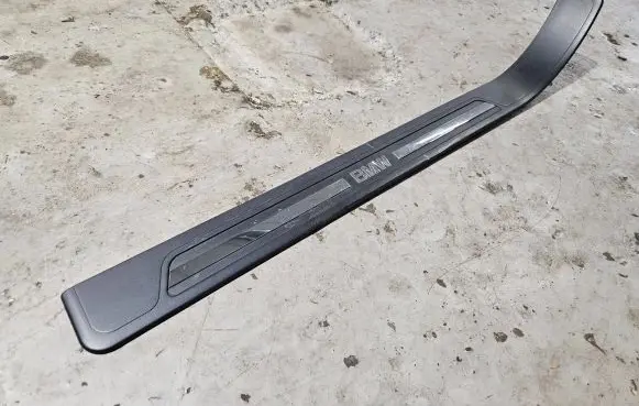 BMW 7 E38 Front sill trim cover 8220219