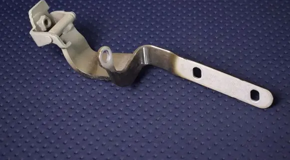 Audi A7 S7 4G Tailgate/trunk/boot hinge 4G8827300