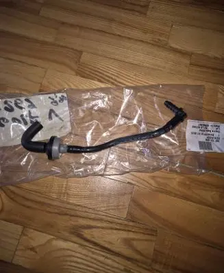 Skoda Octavia Mk2 (1Z) Vacuum line/pipe/hose 06F131055