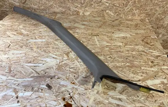 Ford Focus (A) pillar trim C9V8A2170