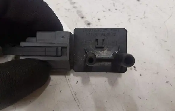 Volvo S60 Exhaust gas pressure sensor 6G9N5L200GAF