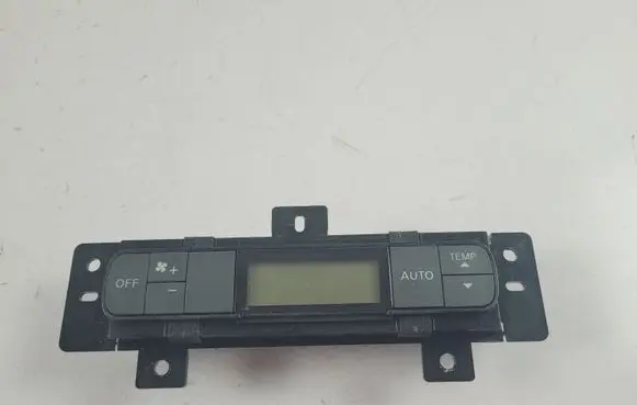 Nissan Pathfinder R52 Air conditioning (A/C) switch 275113KA0A