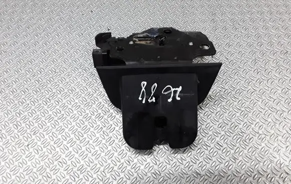 Audi A4 S4 B7 8E 8H Tailgate/trunk/boot lock/catch/latch 8P4827505