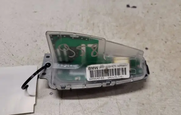 BMW 1 F20 F21 Radio antenna 695914703 1682708