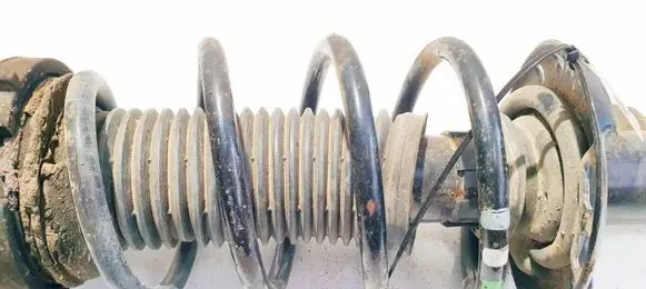 Audi Q3 8U Front coil spring 