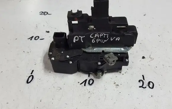 Chevrolet Captiva Loading door lock 