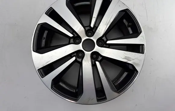 Subaru Outback (BT) R18 alloy rim