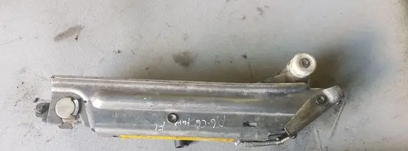 Audi A6 S6 C6 4F Lift Jack 4F0011031