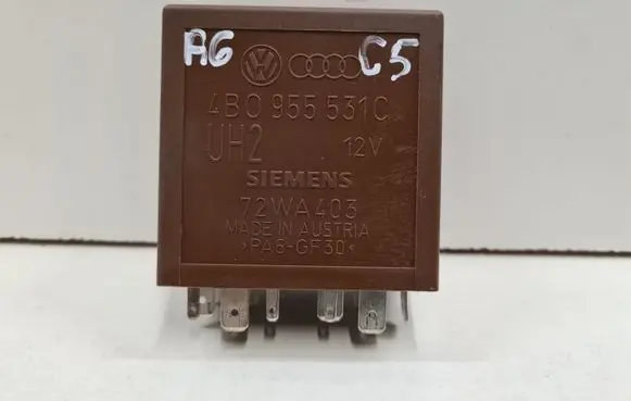 Audi A6 S6 C5 4B Window wiper relay 4B0955531C