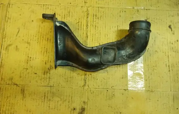 Renault Kangoo II Air intake duct part 8200612287