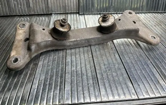 BMW 3 E92 E93 Gearbox mounting bracket 22316778059 6778059