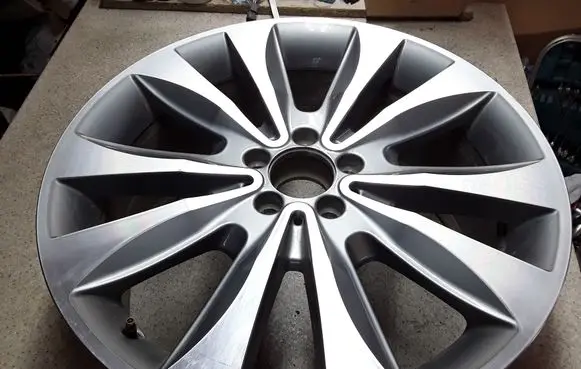 R20 alloy rim