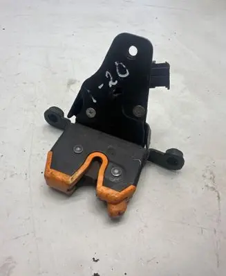 Skoda Fabia Mk1 (6Y) Tailgate/trunk/boot lock/catch/latch 6Y9827501G