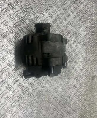 Citroen C4 I Generator/alternator 96656177