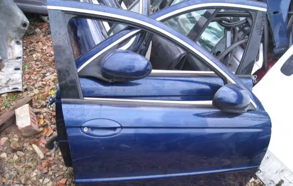 Jaguar X-Type Front door