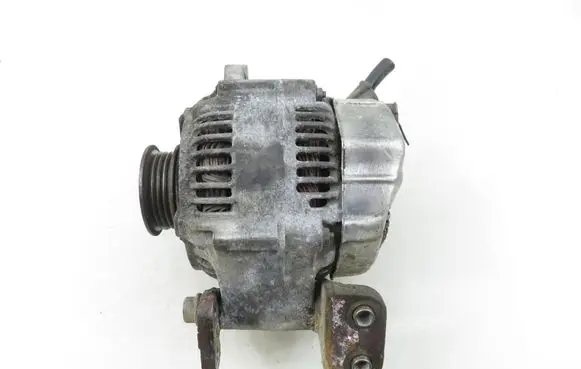 Suzuki Swift I Generator/alternator 3140080G1