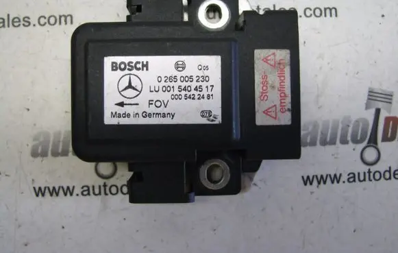 Mercedes-Benz E W210 ESP acceleration yaw rate sensor A0015404517