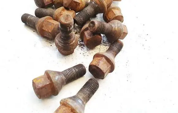 Nuts/bolts