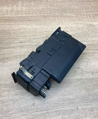 BMW 5 E39 Electric window control switch 6904301 110187